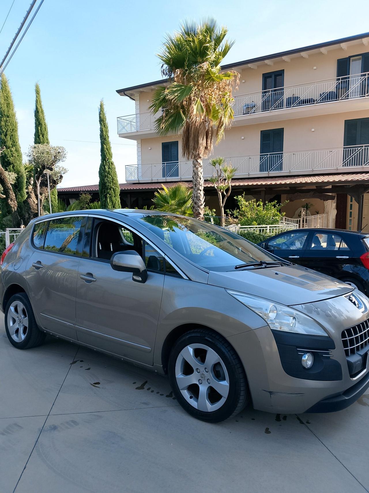 Peugeot 3008 1.6 HDi 110CV Premium