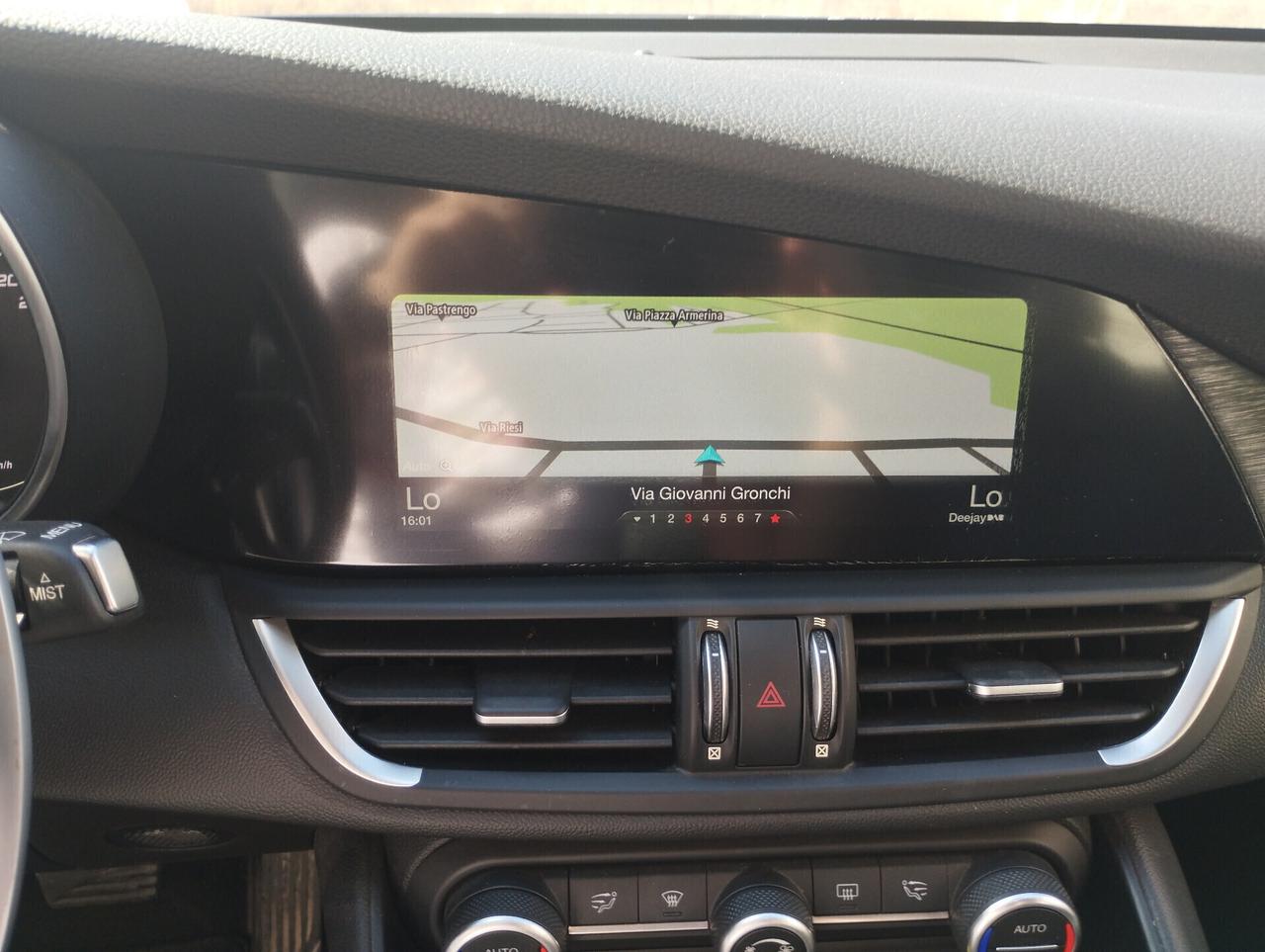 Alfa Romeo Giulia 2.2 Turbodiesel 190 CV AT8 Super
