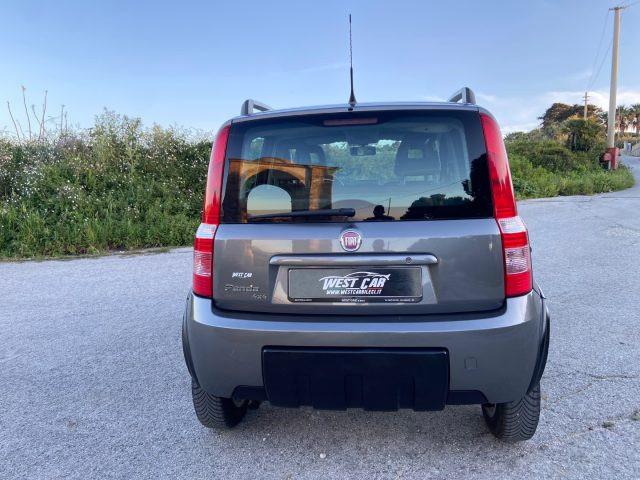 FIAT Panda 1.3 MJT 16V DPF 4x4 Climbing