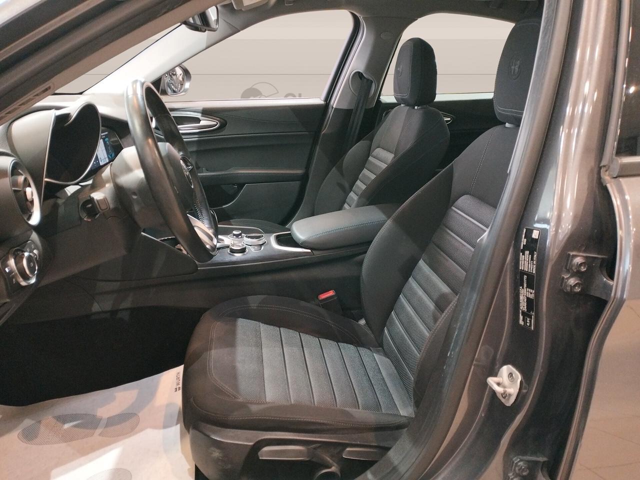 Alfa Romeo 2.2 t Business 160cv auto
