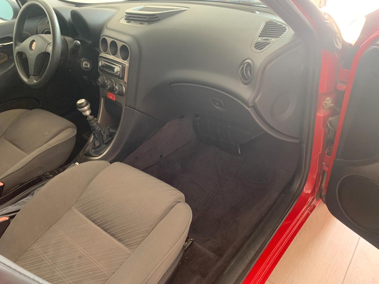 Alfa Romeo 156 1.8i 16V Twin Spark cat
