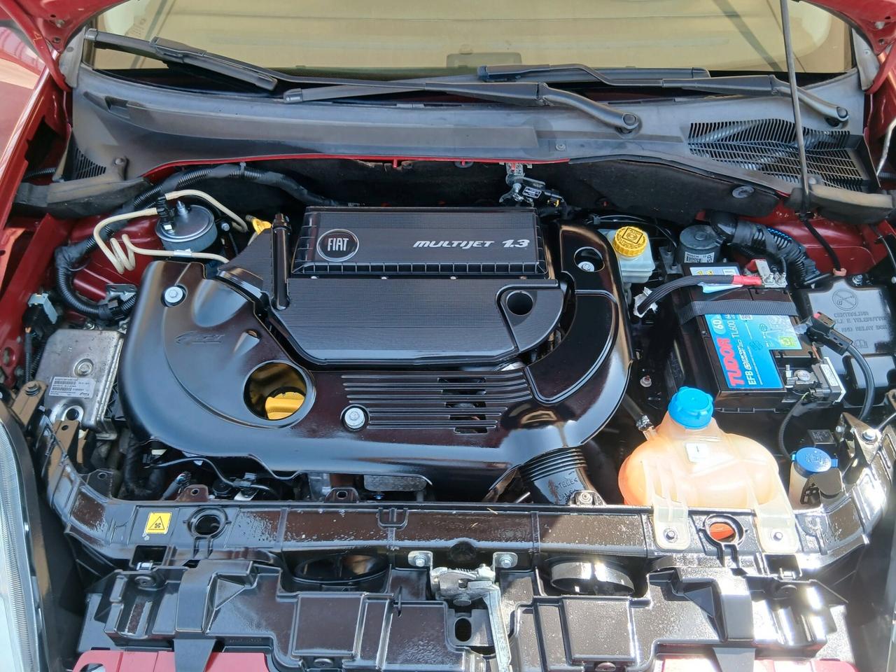 Fiat Punto Evo 1.3 Mjt 75 CV DPF 5p full 11