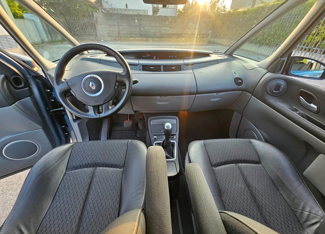 Renault Espace 2.2 dCi 140CV Proactive Dynamique