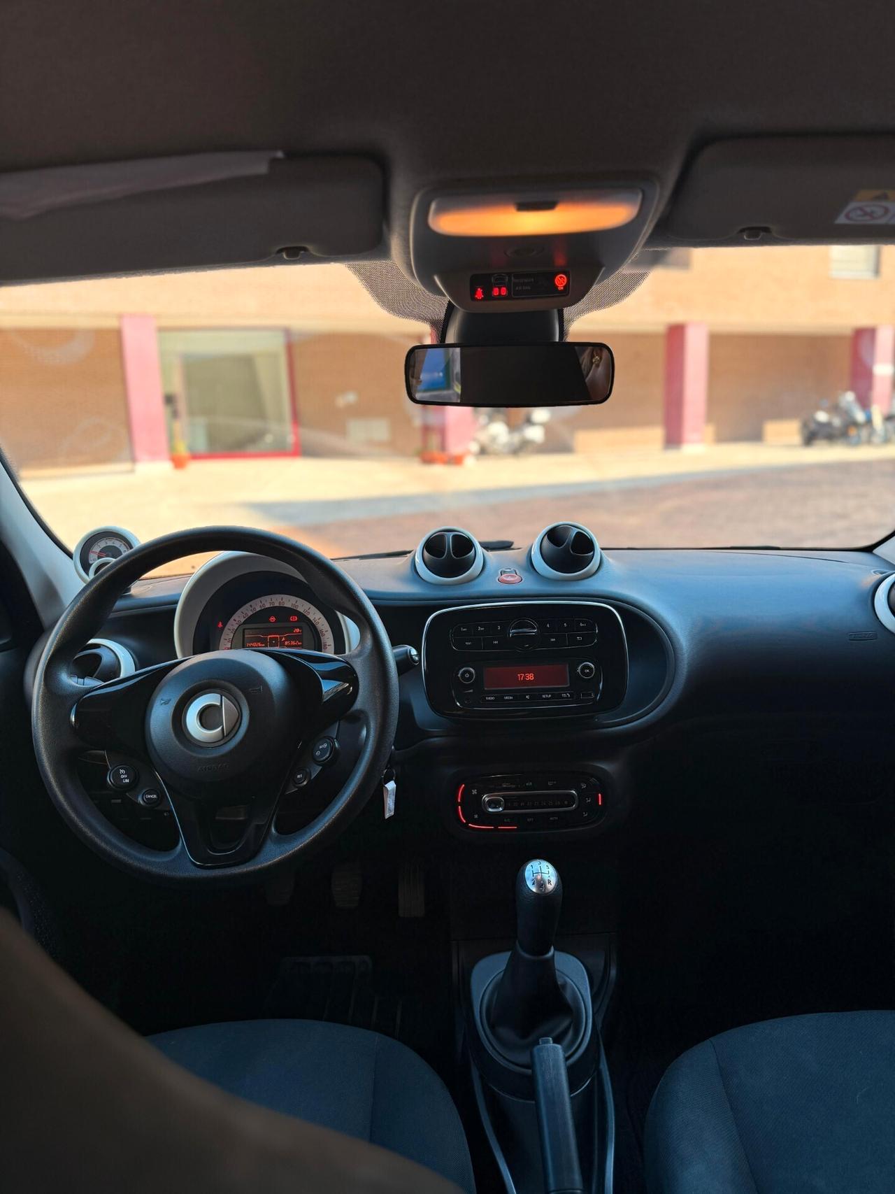 Smart ForFour 70 1.0 Youngster