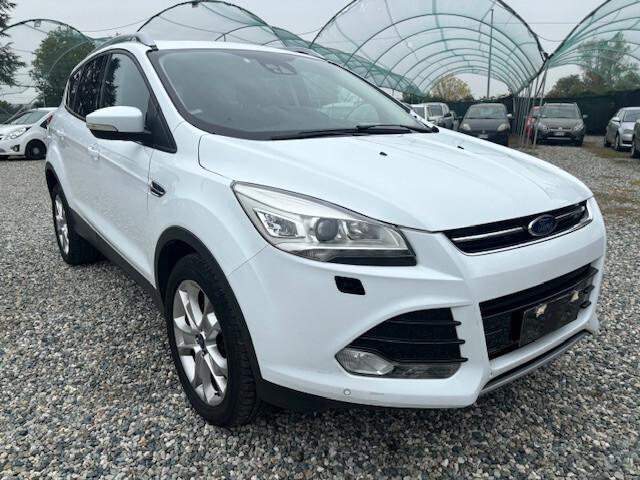 Ford Kuga 2.0 TDCI 140 CV 4WD Titanium