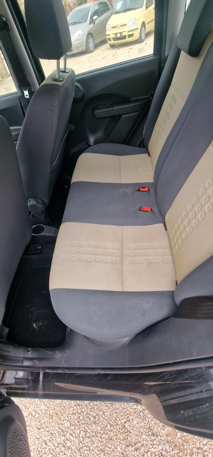 FIAT PANDA 1.2 BENZINA SOLI 153500 KM