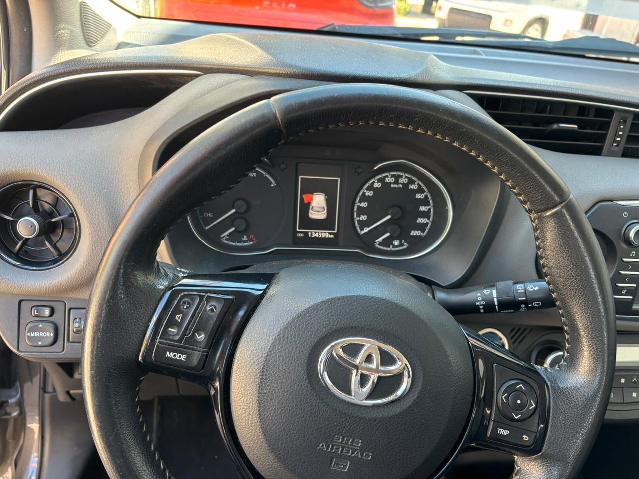 Toyota Yaris 1.5 Hybrid 5 porte Active