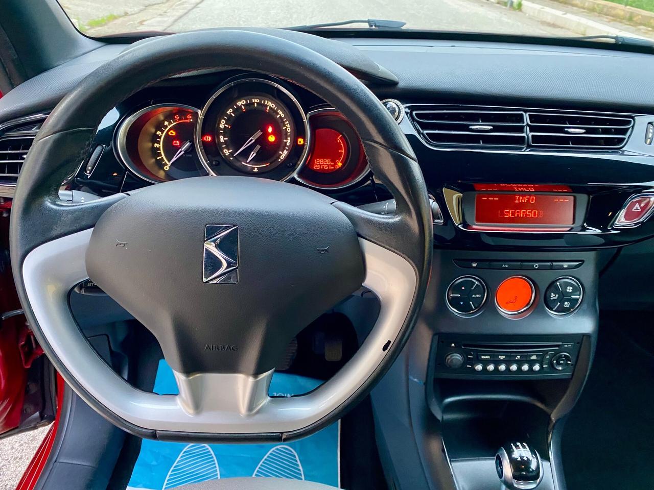 Citroen DS3 1.4 HDi 70CV Chic