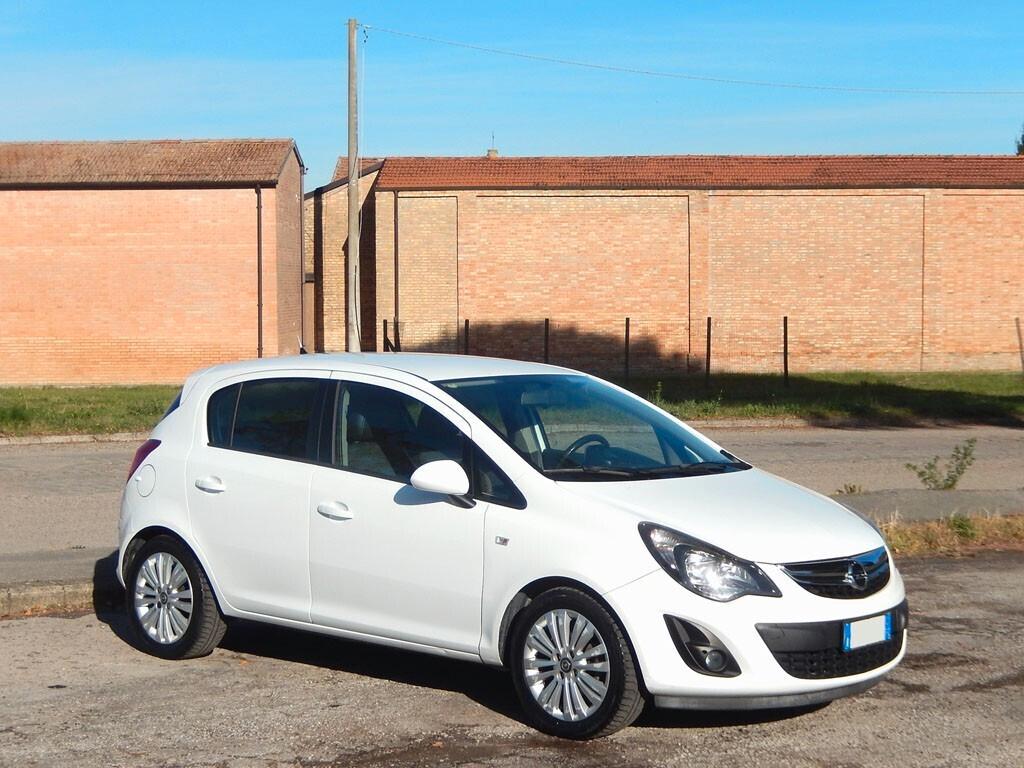 OPEL CORSA D 1.2 impianto GPL - UNIPROPRIETARIO