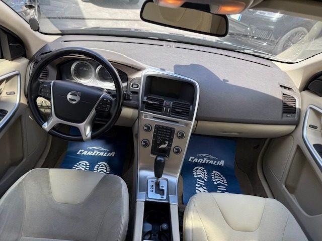 VOLVO XC60 D3 AWD Geartronic Momentum