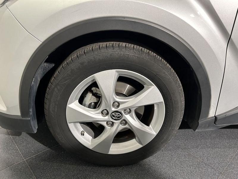 Toyota C-HR C-HR 1.8 Hybrid E-CVT Active AREA C FREE