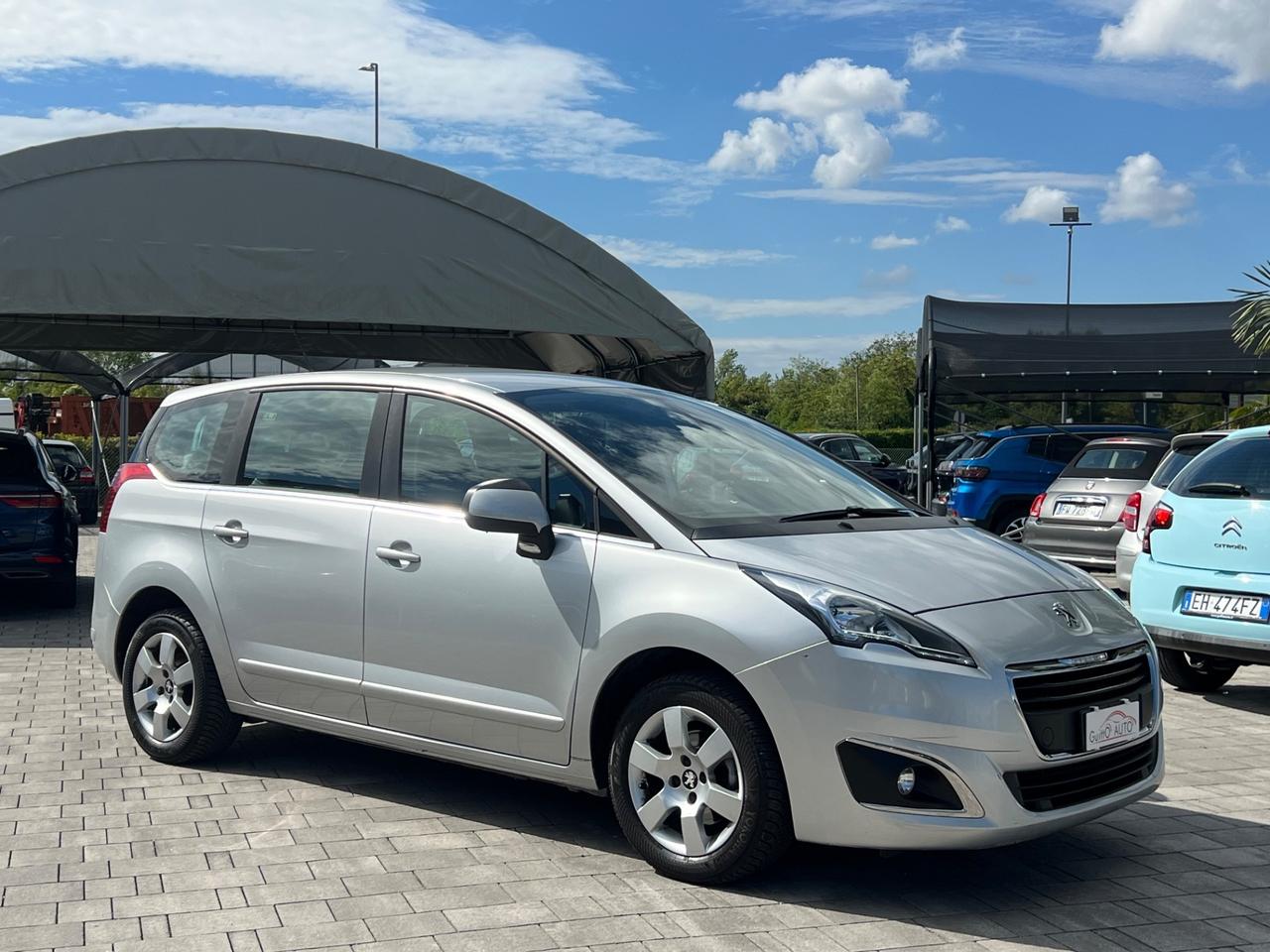 Peugeot 5008 1.6 VTi 120CV 7 POSTI - GANCIO TRAINO