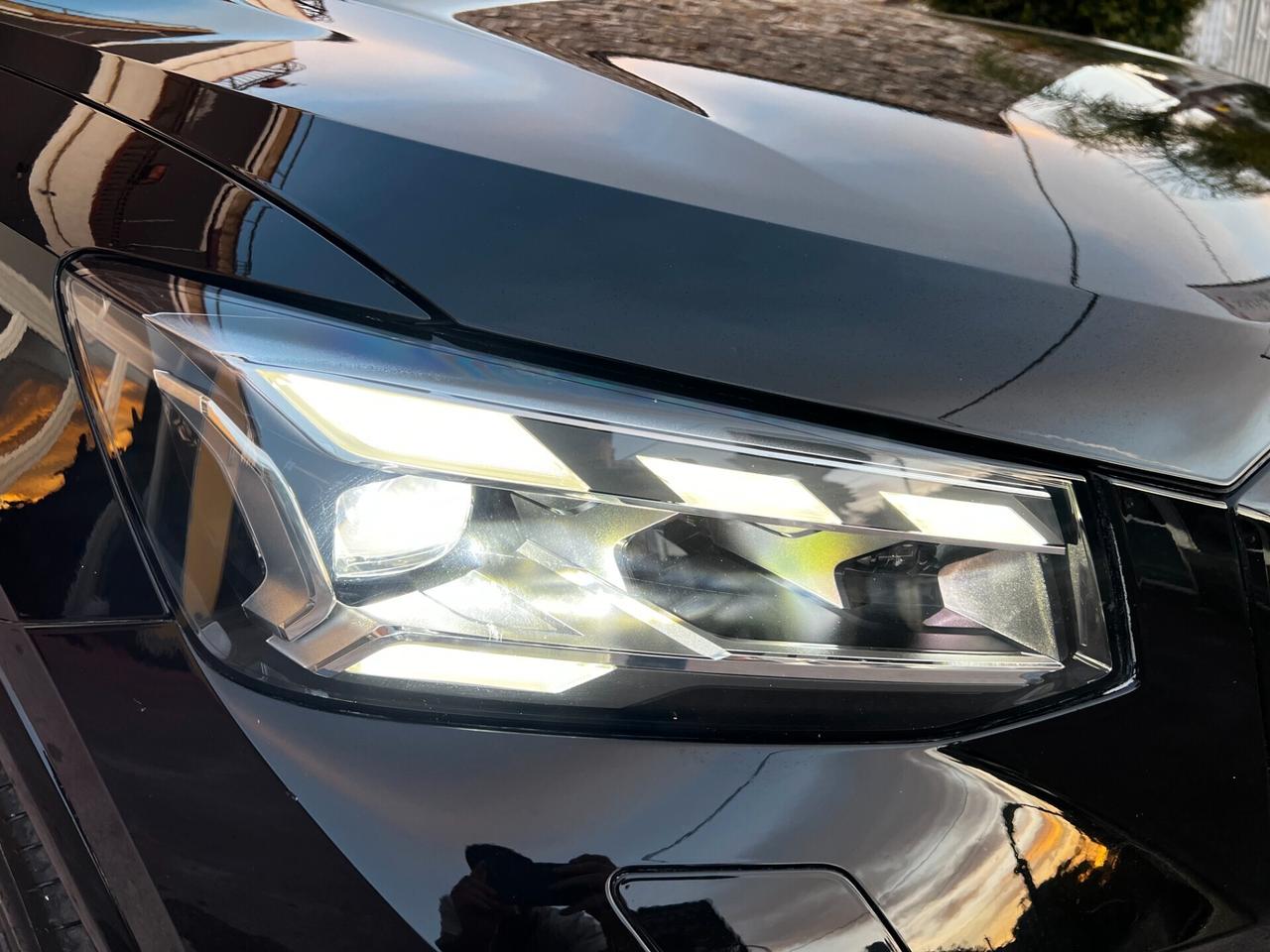 Audi Q2 30 TDI S Tronic 2XS Line -2024-TOTAL BLACK