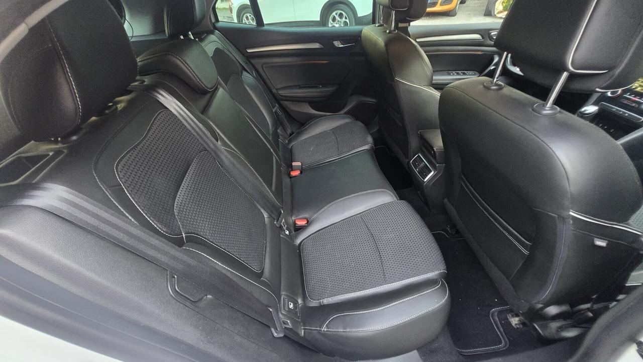 Renault Megane Mégane dCi 130 CV Energy Bose