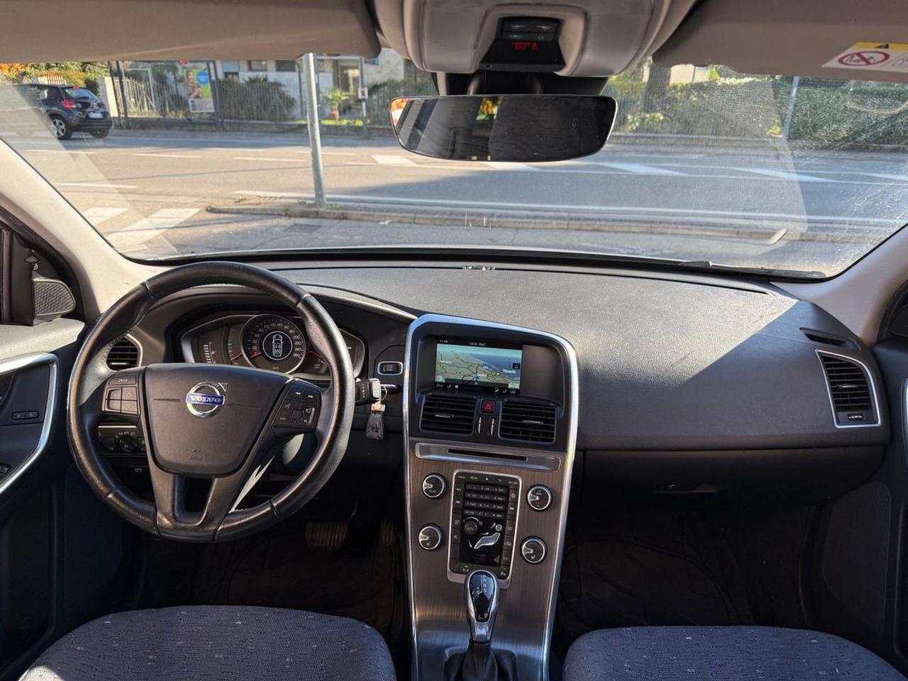 Volvo XC 60 Business 2.0 D4 #8045