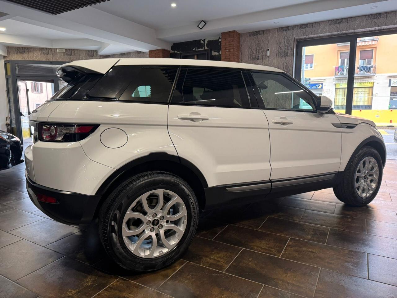 Land Rover Range Evoque 2.2 TD4 5p. Prestige