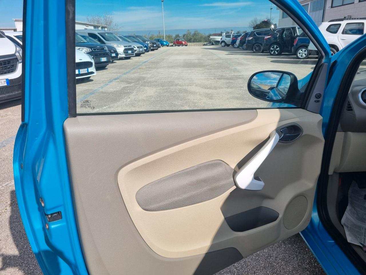 Ford Ka 1.3 TDCi 75CV Titanium EURO 4