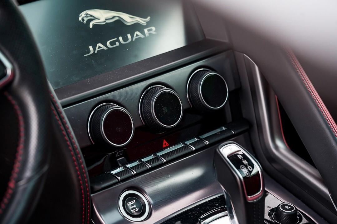 Jaguar F-Type 5.0 V8 First Edition 450 AWD