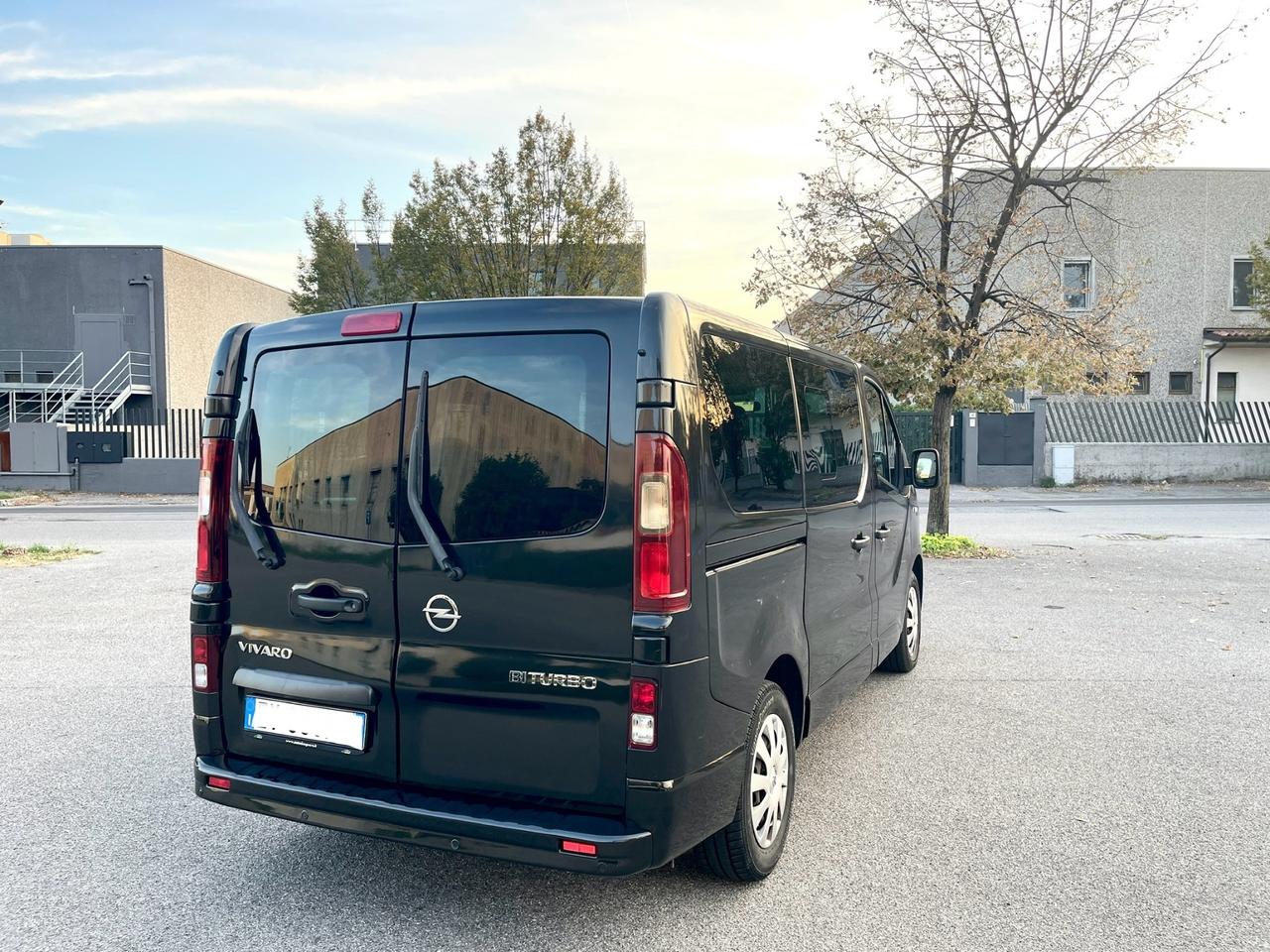 Opel Vivaro 27 1.6 BiTurbo S&S EcoFLEX PC-TN Combi 9 Posti 2015