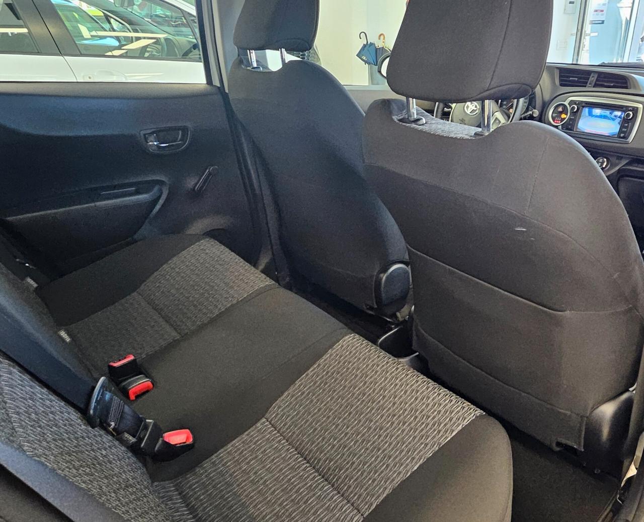 Toyota Yaris 1.0 5 porte Active