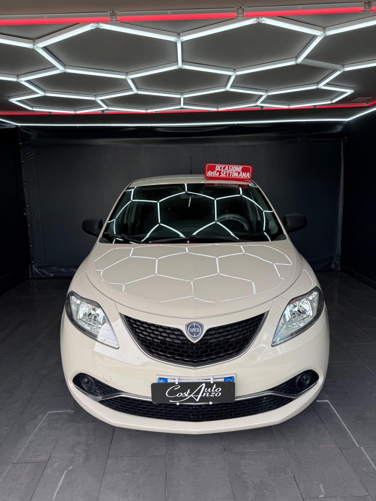 Lancia Ypsilon 1.3 MJT 95 CV Platinum 2016