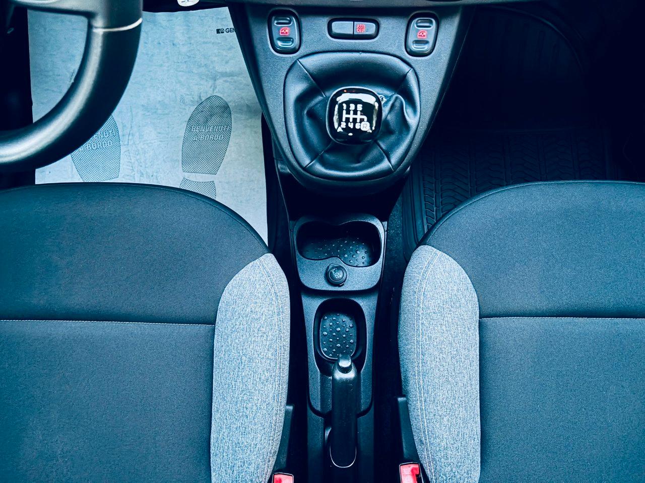 Fiat Panda 1.0 firefly hybrid Sport s&s 70cv 5p.ti
