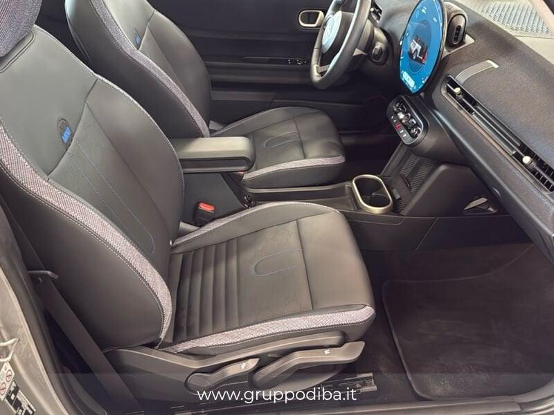 MINI Cooper Mini F66 3p Mini 3p 1.5 C Classic auto