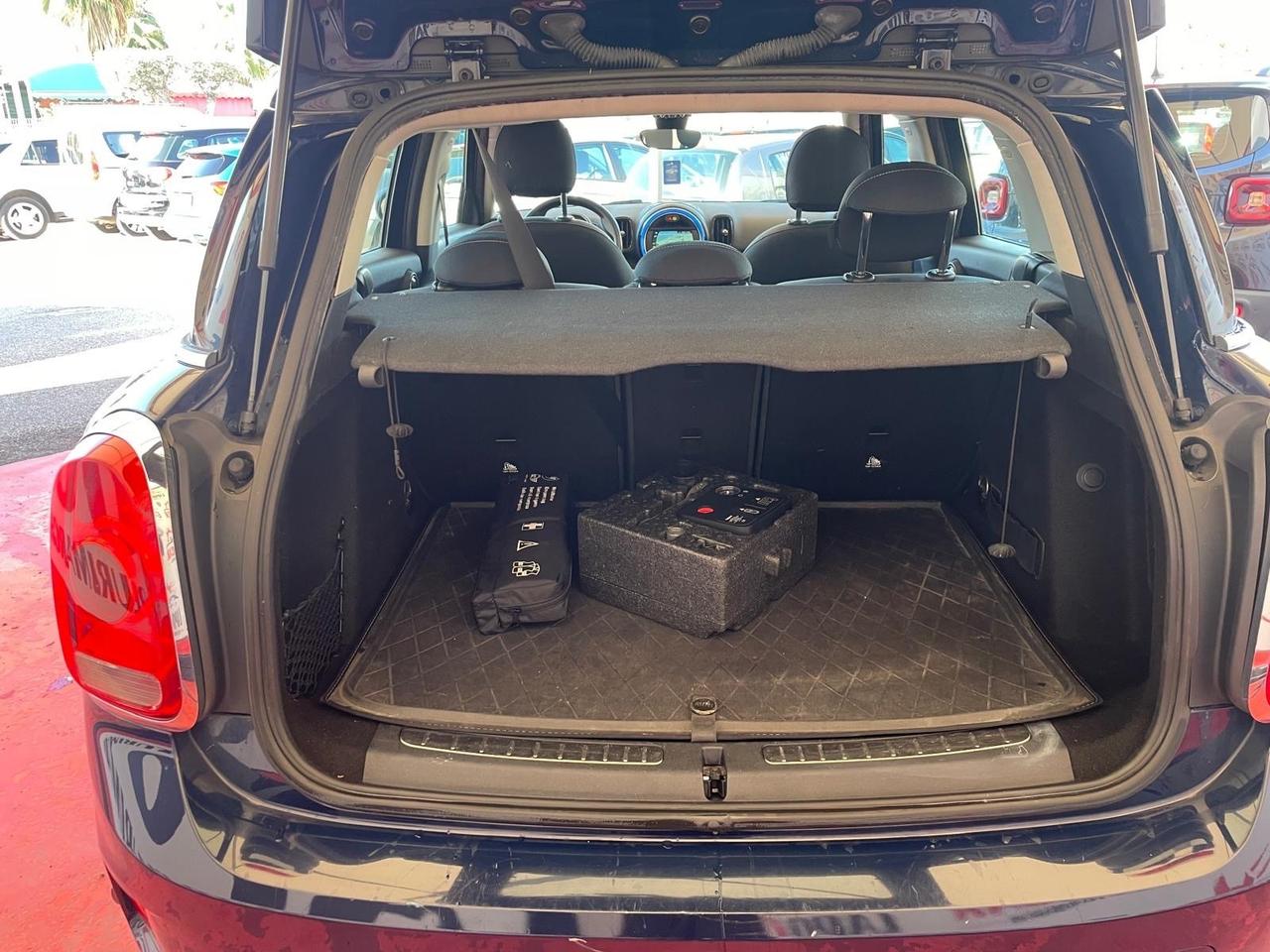 Mini Cooper D Countryman 2.0 Business ALL4 Automatica