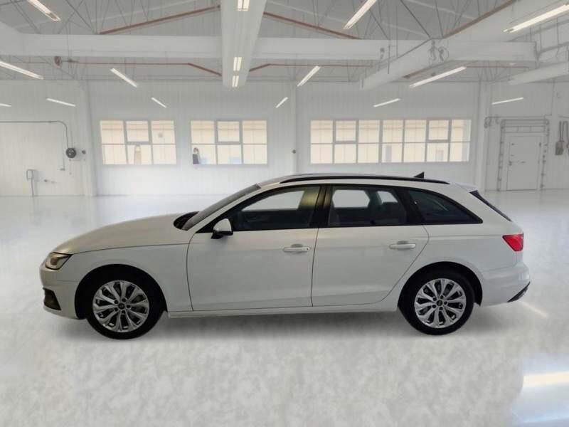 AUDI A4 SW 2.0 TDI S-TRONIC