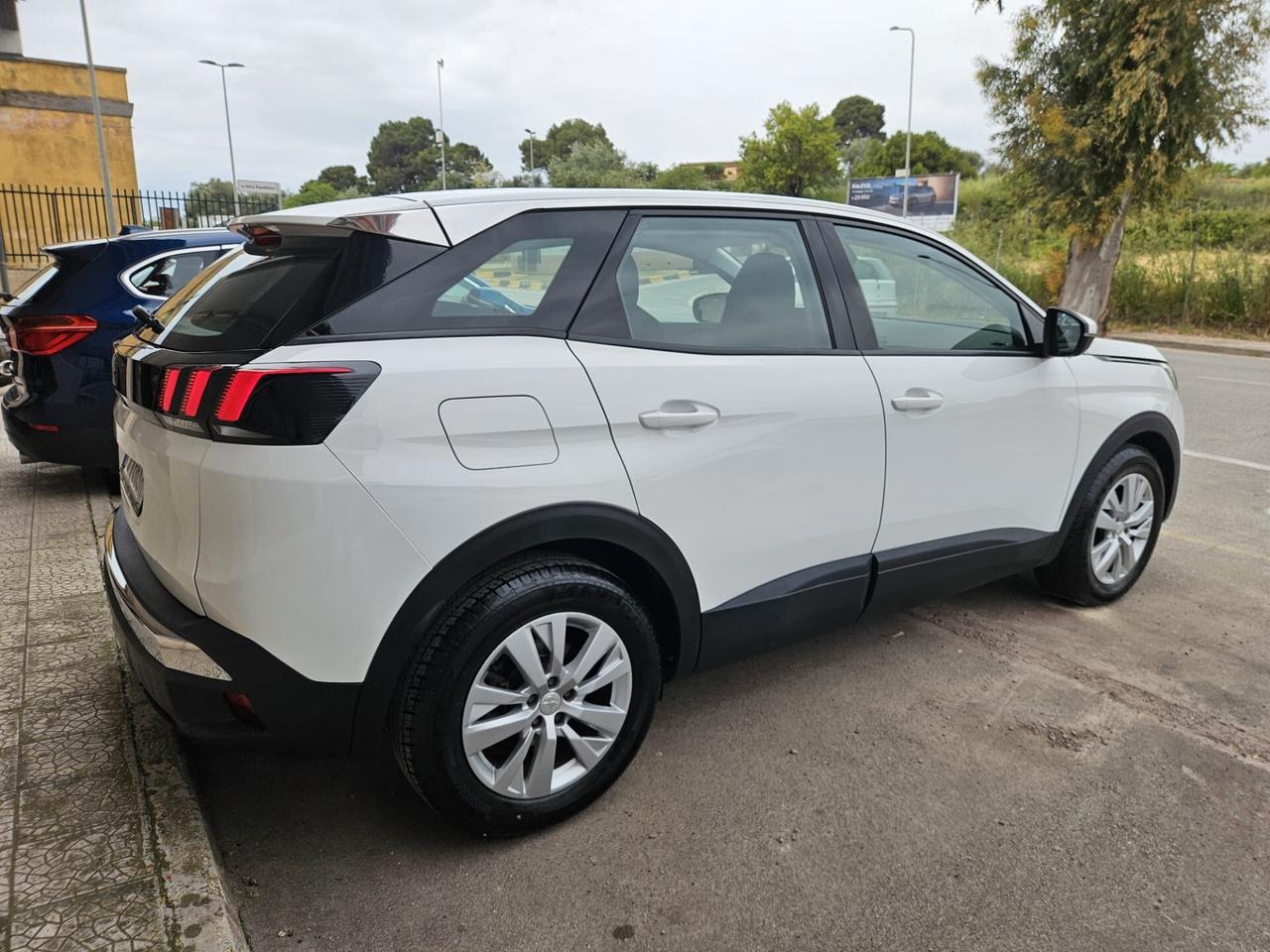 Peugeot 3008 1.6 BlueHDi 130cv AUTOMATICA FULL