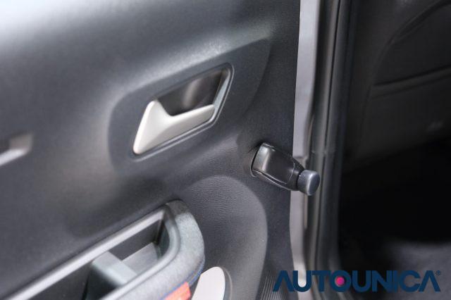 CITROEN C3 PURETECH 100 S&S PLUS NEOPATENTATI FARI LED