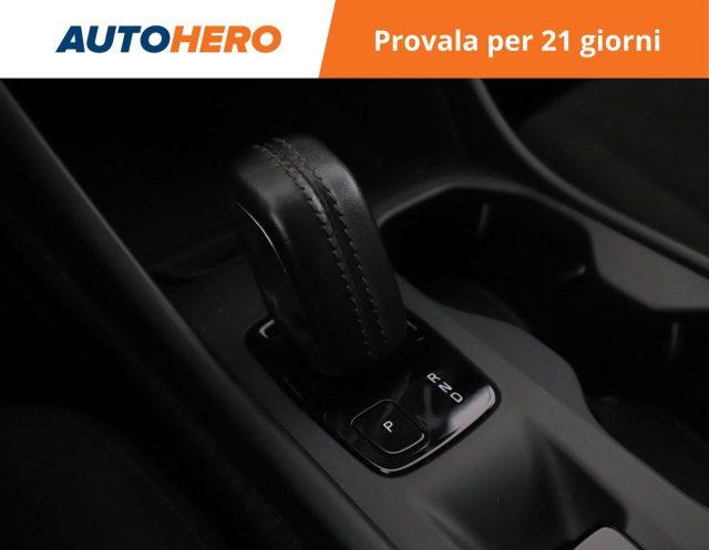 VOLVO XC40 T2 Geartronic Momentum Core