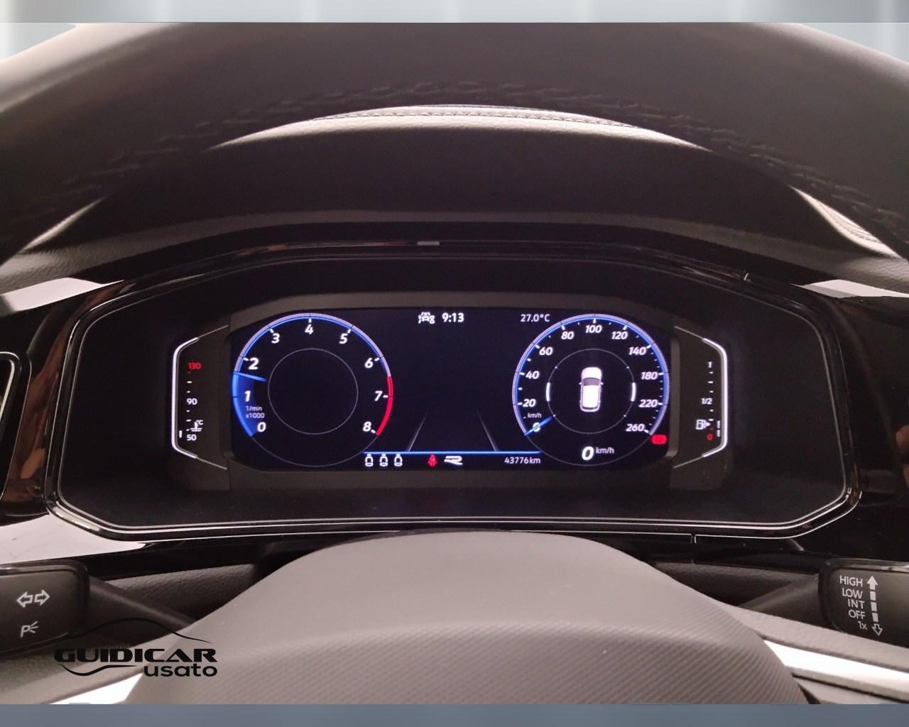 VOLKSWAGEN T-Roc I 2022 - T-Roc 1.0 tsi R-Line 110cv