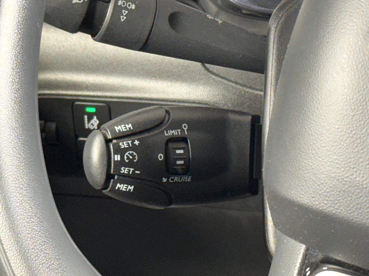 Citroen C3 PureTech 83 S&S Shine Pack