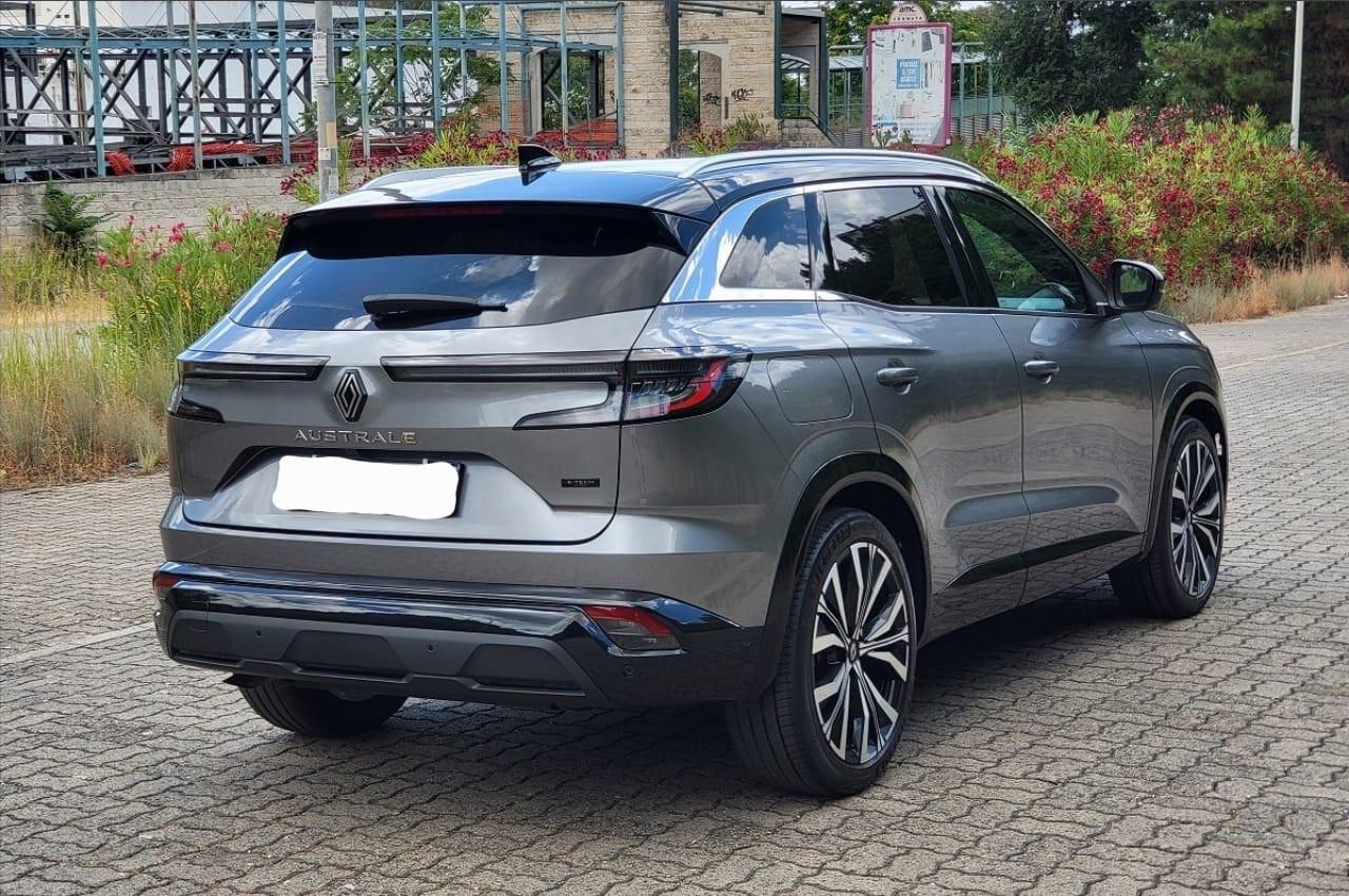 Renault Austral Full Hybrid E-Tech 200 CV Techno Allestimento ICONIC