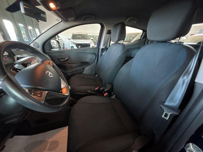 Lancia Ypsilon Ypsilon 1.2 69 CV 5 porte S&S Gold