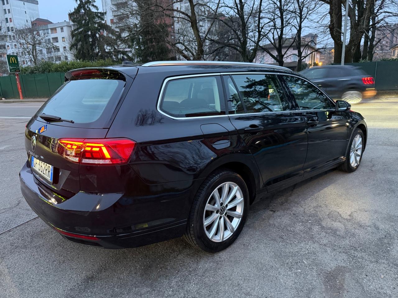 Volkswagen Passat 2.0 TDI SCR 190 CV DSG Executive BMT