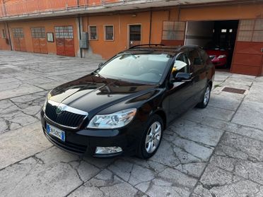 Skoda Octavia 1.6 TDI CR F.AP. Wagon Elegance