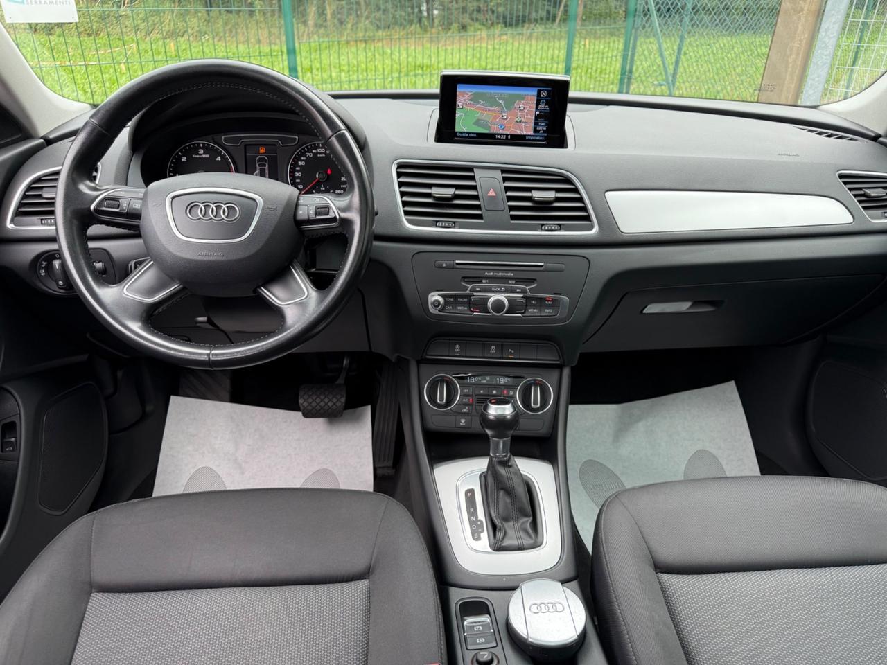Audi Q3 2.0 TDI 120 CV S tronic Panorama*Cerchi*Led*Pec