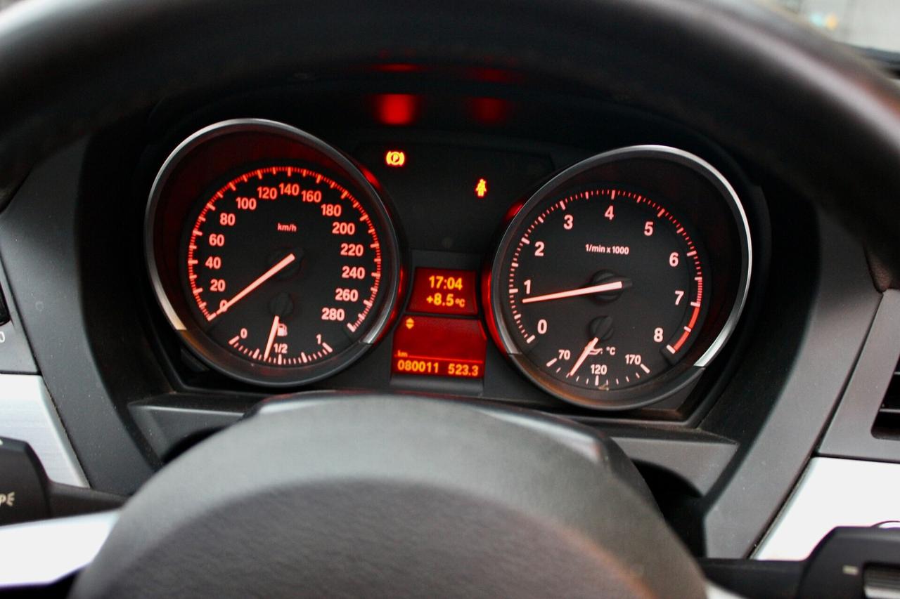 Bmw Z4 sDrive20i INTERNI IN PELLE MARRONE NAVY