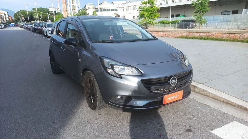 Opel Corsa 1.2 5 porte b-Color