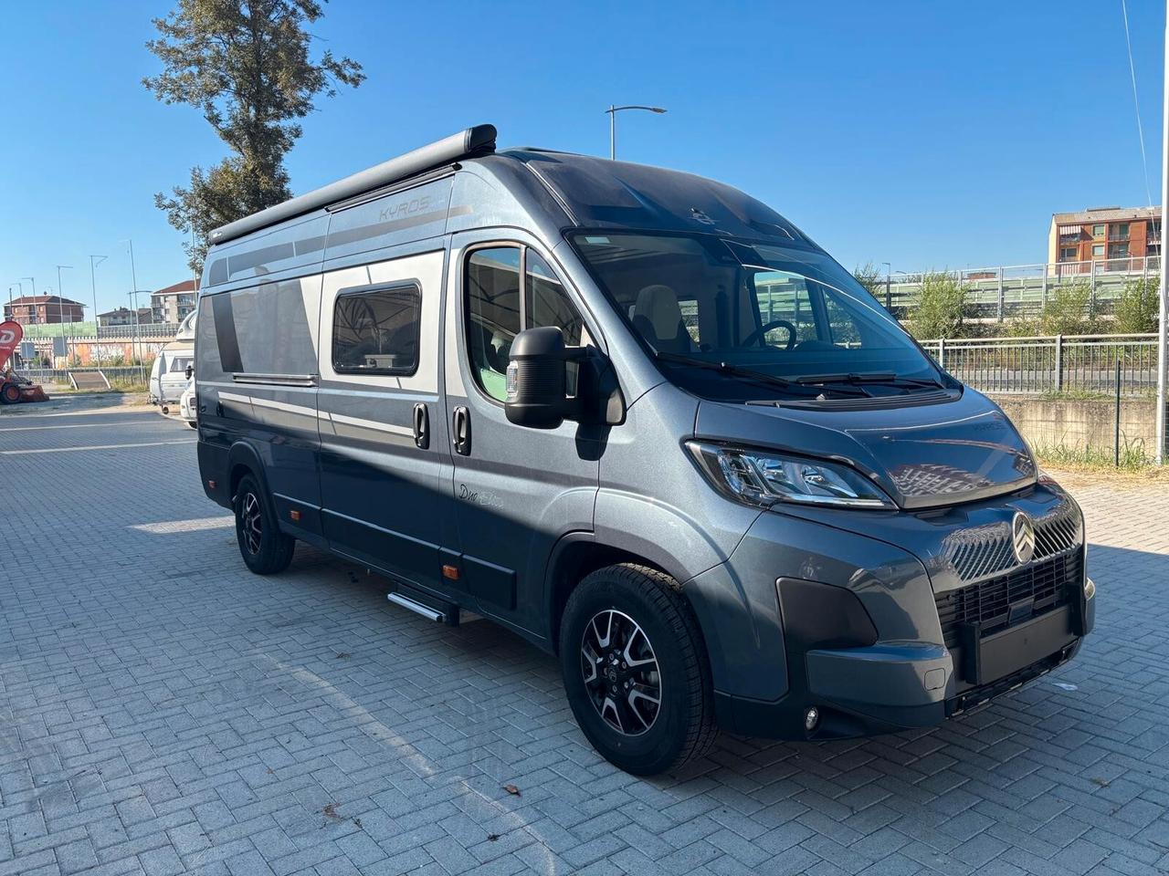 Ci International Kyros Duo Elite camper