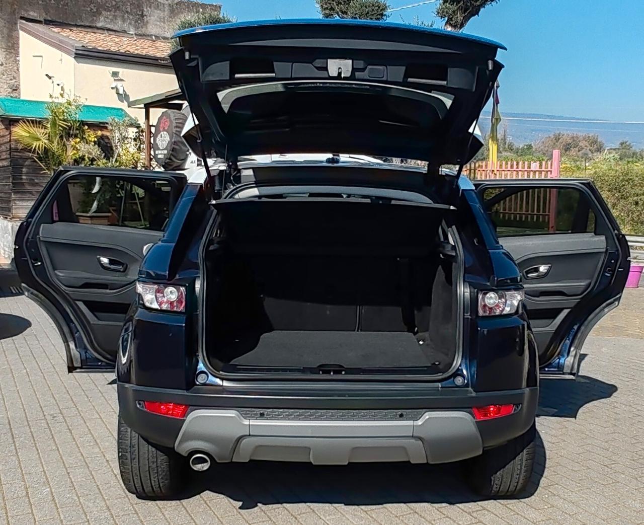 Land Rover Range Evoque 2.2 TD4 5p. Pure