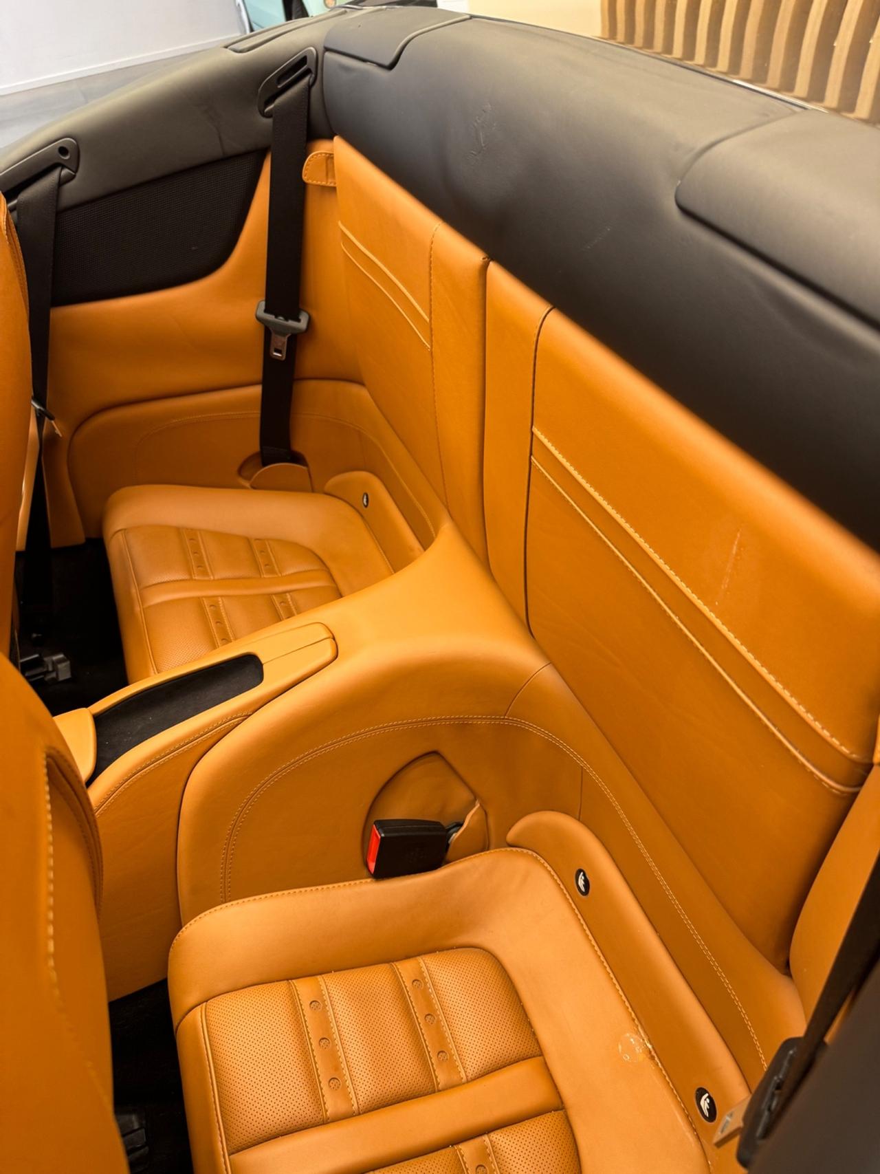 Ferrari California TURBO 3.9 V8 560 CV FULL OPTIONALS