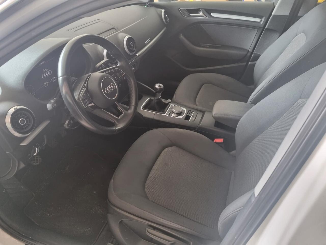 Audi A3 Sportback 1.6 TDI Business Advanced S Line 116 cv