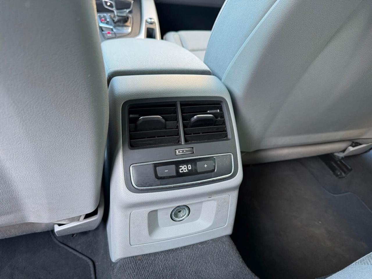 Audi A4 Avant 35 TDI/163 CV S tronic Business Advanced