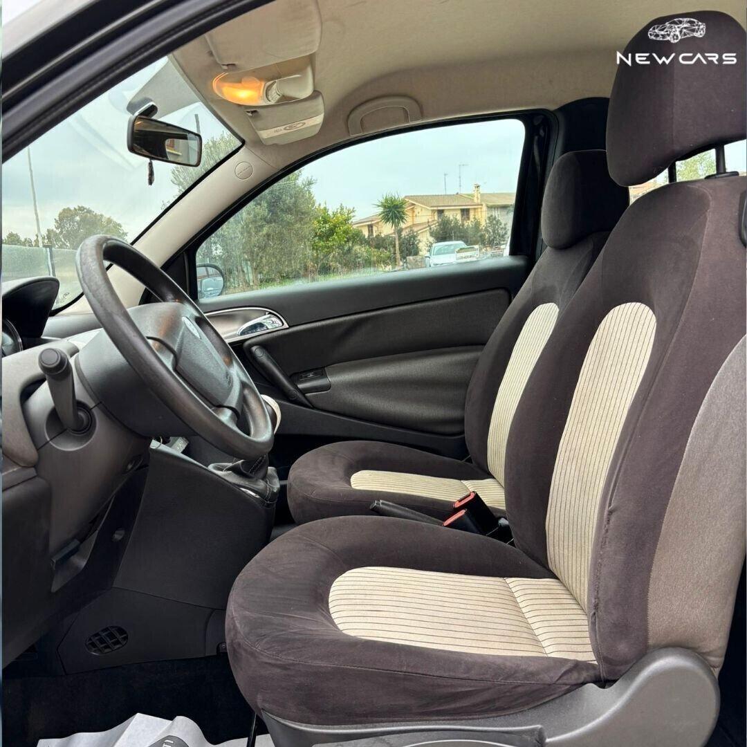 Lancia Ypsilon 1.3 MJT 75 CV Argento