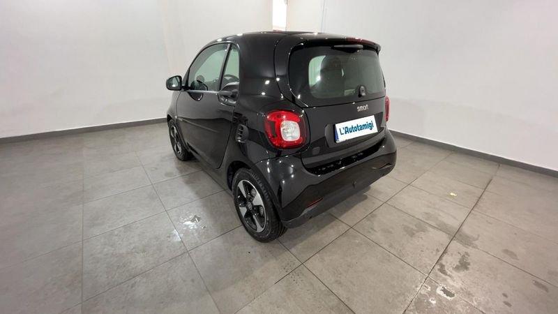 smart fortwo EQ Passion