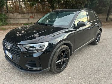Audi Q3 35 TDI quattro Business Advanced