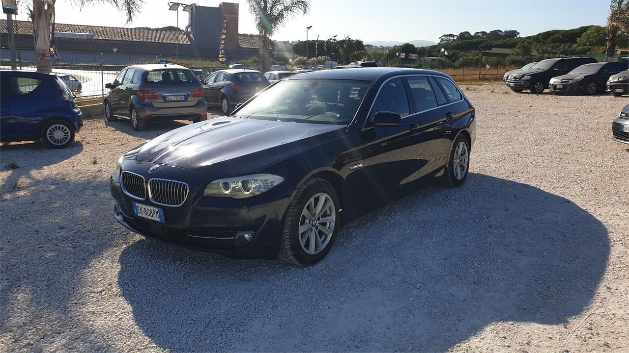 BMW Serie 5 520d Touring Attiva